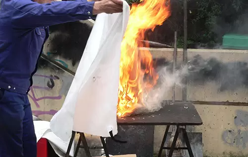 Manta contra incendios