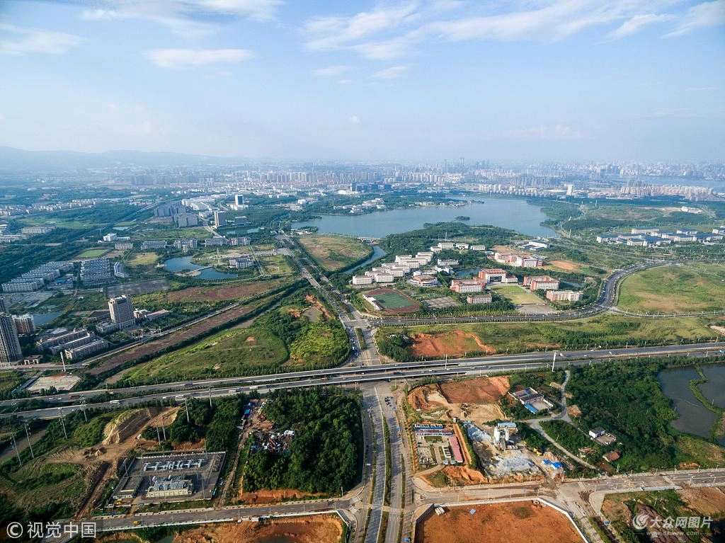 Proyecto de suministro de materiales de la red de carreteras municipales, ciudad nueva de Jiulonghu, Nanchang